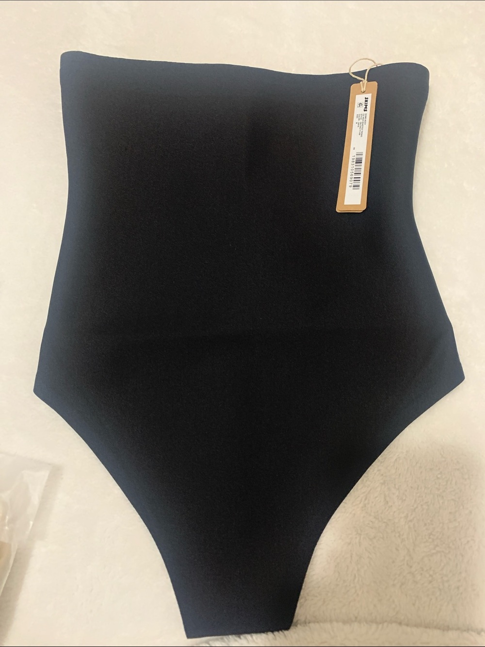 SKIMS BODY Core Sculpt Butt Lifting Brief ONYX MEDIUM BNWT